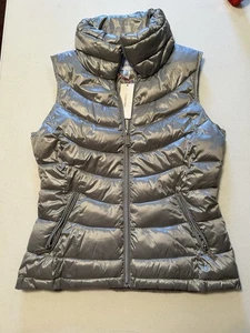 Calvin Klein Puffer Vest Quilted Shiny Metallic Silver Packable  Size Medium  - Picture 1 of 6