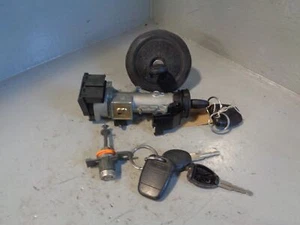Freelander 1 Ignition Barrel and 4 x Keys Fuel Cap Door Lock Land Rover L15055 - Picture 1 of 12