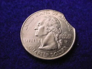 2005-P KANSAS WASHINGTON QUARTER CLIPPED PLANCHET MINT COIN ERROR COIN!!  #365 - Picture 1 of 2