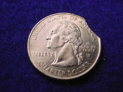2005-P KANSAS WASHINGTON QUARTER CLIPPED PLANCHET MINT COIN ERROR COIN!!  #365 - Image 1 of 2