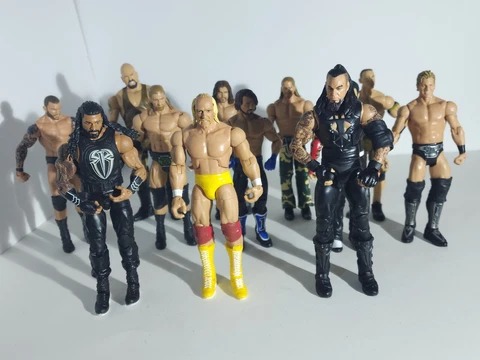 mattel basic elite wwe figure lot hall of fame hulk hogan Undertaker Cover