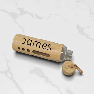 Botella de agua de vidrio personalizada 500 ml | Seguro para calor/frío | Taza ecológica con funda de bambú - Imagen 1 de 6