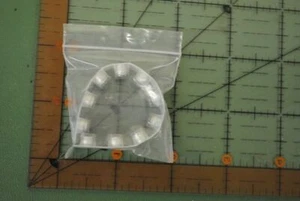 10uF 25v MICROFARADIOS MONTAJE EN SUPERFICIE CONDENSADOR ALUMINIO 85'c SMT 10 piezas - Imagen 1 de 2