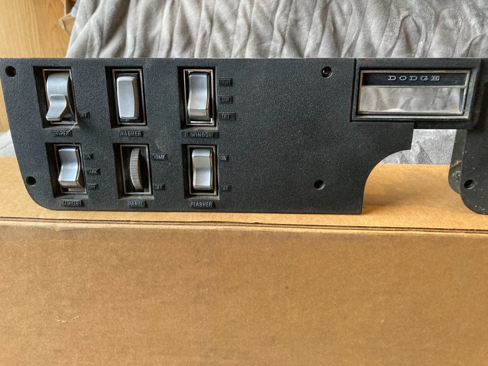 1969-70 Dodge Polara Monaco переключатель панели с переключателями будет часть по запросу - Изображение 1 из 2
