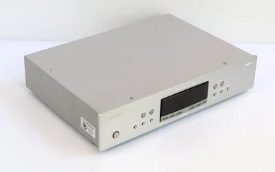 AKAI AT-3000RDS Quartz Synthesizer Tuner - Bild 1 von 4