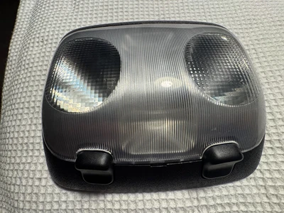 Ford Crown Victoria 2011 montado en el centro OEM interior cúpula negra Foto 1 de 4