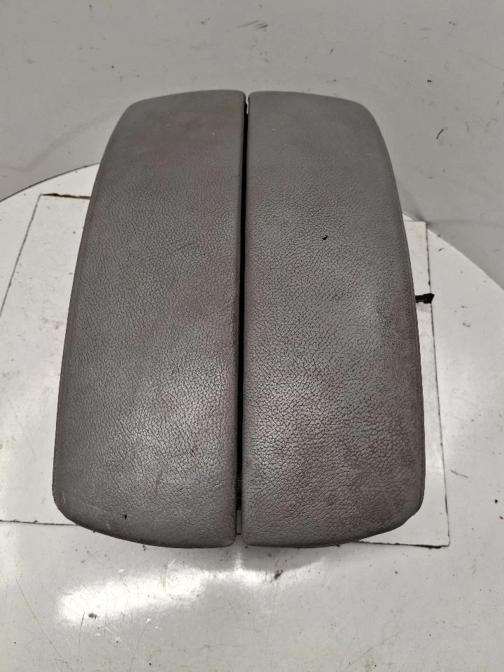 Console Front Floor Thru 9/09 Armrest Vinyl Fits 07-10 BMW X5 1384806 - Image 1 of 4