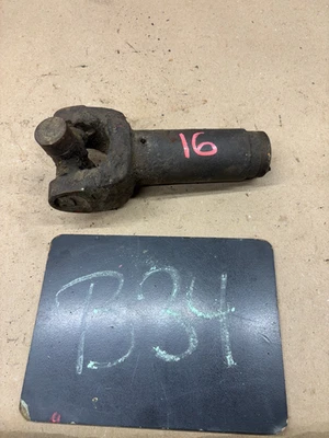 1967 1972 Chevrolet Gmc TRUCK K10 K30 DRIVESHAFT SLIP JOINT 2 PIECE SHAFT YOLK - Image 1 of 4