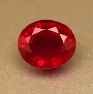 Mozambique Red Ruby Oval Cut 7.15 Ct Loose Gemstone Lab-Created - Picture 1 of 4