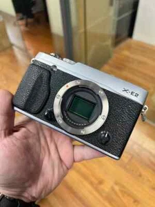 Fujifilm X Series X-E2 16.3MP Digital Camera - Silver (Body Only)-98%new - Picture 1 of 5