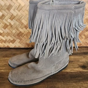 Stivali Minnetonka donna taglia 11 grigio scamosciato frange zip mocassini nappe usati in ottime condizioni - Foto 1 di 17