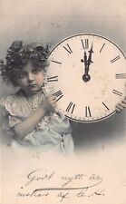 Godt Nytt År-beautiful Jeune Fille Tenant Grand Horloge ~1907 Tint Carte Postale