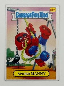 Garbage Pail Kids #19 Spider Manny Nuevas Cartas Colombiano Extranjero GPK RARO - Imagen 1 de 2
