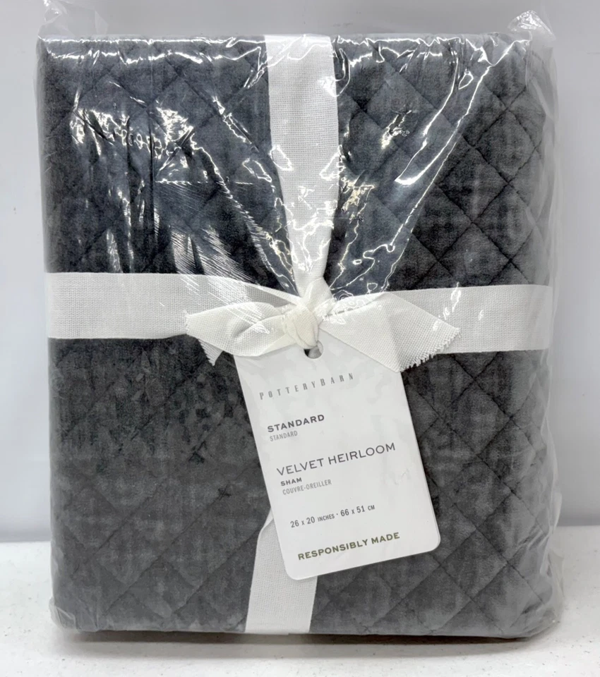 NUEVO Pottery Barn Terciopelo Reliquia Festoneado ESTÁNDAR Acolchado Falsa ~ Acero Azul Foto 1 de 1