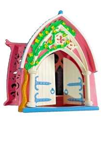 Littlest Pet Shop Mini Surprise Families -Frog Family Story Chapel -1995 - Picture 1 of 6