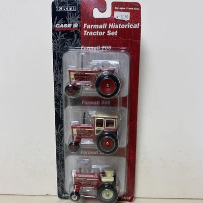 Juego de tractor fundido a presión histórico 1/64 Ertl Case IH Farmall 706/806/1206 Foto 1 de 4