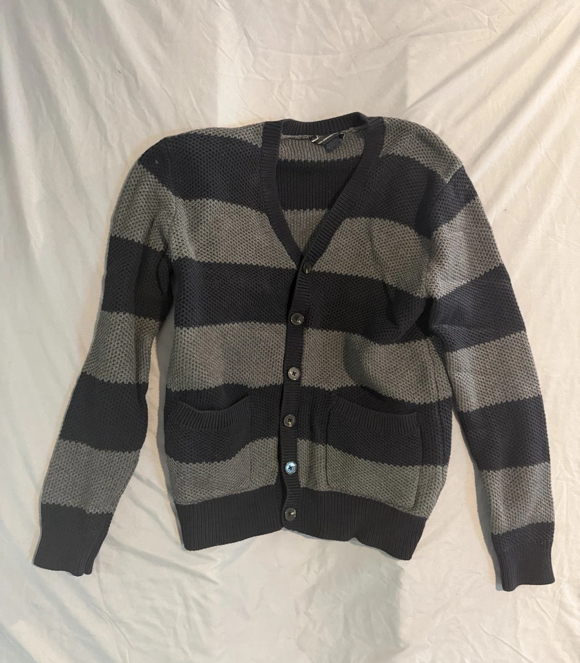 Suéter con Botones Cuello en V Negro Y Gris FRENCH CONNECTION CÁRDIGAN RAYAS - S Foto 1 de 3