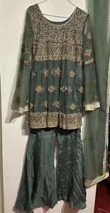 Asian wedding dress-peplum kurta&sharara-size S-M Pakistani-excellent condition - Picture 1 of 9