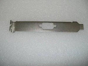 Tôle à sous pour port VGA & COM standard, SUB-D 9 pôles. / 15 pôles. - Photo 1/1
