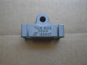 Johnson Evinrude 0123607 Steering Cable Connector - Imagen 1 de 6