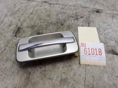 Manija de puerta Trooper 1998 Isuzu pasajero derecho trasero exterior abridor Foto 1 de 4