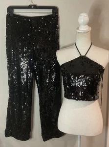 House of Harlow 1960 schwarz Pailletten zweiteiliges Set bauchfreies Oberteil & kurze Hose Gr. S neu mit Etikett - Bild 1 von 12