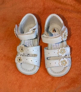 Mädchen Schuhe Sandalen Perl Weiß Creme Gr. 22 Kinderschuhe Leder Hush Puppies - Bild 1 von 8