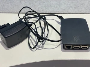 Raspberry Pi 3 Model B Kit 1,2ghz Quad Core 64bit 1gb + Netzteil + Case - Bild 1 von 4