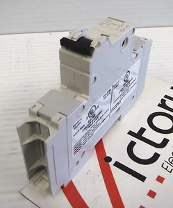Interruptor de circuito magnético térmico de 1 polo usado Siemens, 5SJ4105-7HG41 (WB) - Imagen 1 de 8
