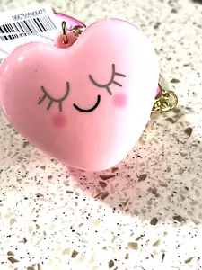 BAGNO E CORPO FUNZIONA Porta Pocketbac Cuore Rosa Nuovo con etichette - Foto 1 di 4