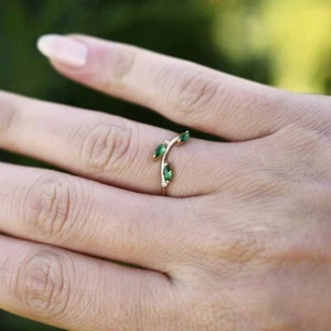 Dainty Green Emerald Ring 925 Sterling Silver Lab Created Gemstone Women Ring - Picture 1 of 6