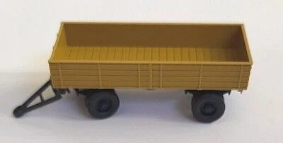 WIKING 1:87 H0 PLASTICA RIMORCHIO  AGRICOLO GIALLO OCRA  ART 879 - Immagine 1 di 2