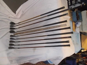 9 Wood Clad golf clubs irons vintage right hand spalding wilson burke - Picture 1 of 4