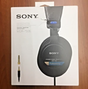 Sony MDR-7506 Professional Closed-Back Dynamic Headphones Stereo Monitors NEW - Picture 1 of 2