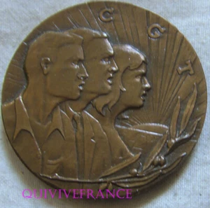 MED11050 - MEDAILLE CGT 30 ANNE DE FIDELITÉ SYNDICALE - Picture 1 of 2