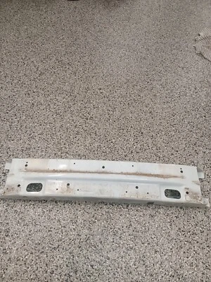 98-02 SOPORTE AMORTIGUADOR PARACHOQUES DELANTERO CHEVY CAMARO PONTIAC FIREBIRD - Usado Foto 1 de 4