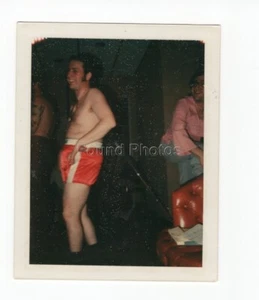 FOUND Color Photograph MAN LAUGHING NO SHIRT#104 - Bild 1 von 1