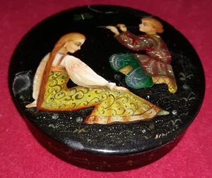 Kleine russische Lackdose PASTRA signiert 6 cm x 1,4 cm SET Nr. 3 - Bild 1 von 6