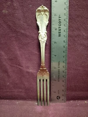 HORQUILLA DE CENA BORGOÑA Sterling Reed & Barton 7 7/8" 81 gramos sin monograma Foto 1 de 4