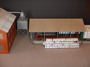 HO Scale Massivholz Bauholz Kojen 5er Set - Bild 1 von 17