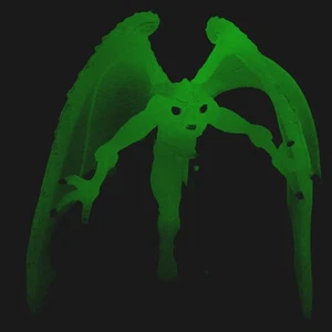 Glow-in-the-Dark Mothman Figur LE 1500 - GITD Online Exclusive - AUSVERKAUFT - Bild 1 von 4