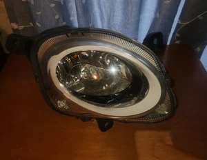 2014 Fiat 500L Passenger Side Parking / Turn Signal Light Assembly - Picture 1 of 2