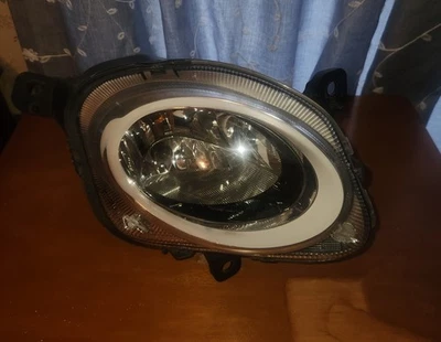 2014 Fiat 500L Passenger Side Parking / Turn Signal Light Assembly - Image 1 of 2