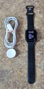 Apple Watch Series 8 41mm GPS Smartwatch Pre-owned Free Shipping - Zdjęcie 1 z 13
