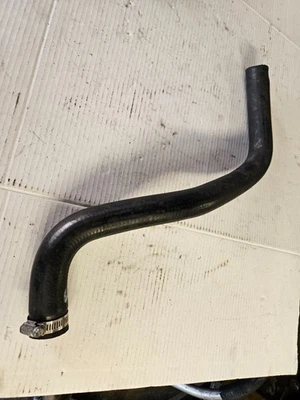 91-95 ACURA LEGEND LOWER RADIATOR HOSE USED Foto 1 de 2