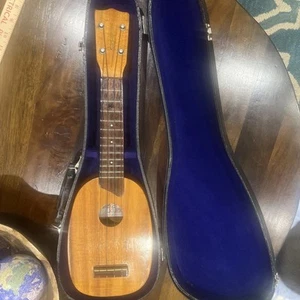 Vintage Kamaka Gold Label Pineapple Ukulele (1950s–60s) – Excellent Condition - Picture 1 of 11