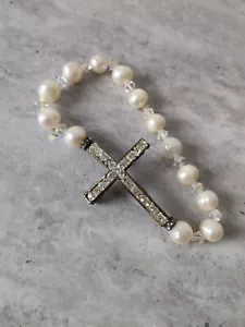 Rhinestone Cross & Faux Pearl Decor Beaded Stretch Bracelet - Picture 1 of 4