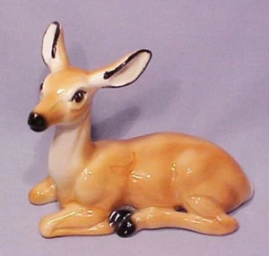 Vintage Ceramic Pottery Resting Lying Doe Deer Figurine - Fabulous! - Picture 1 of 5