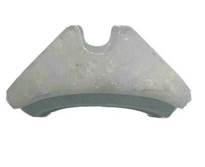 FORD B700 FRONT SPRING ISOLATER - Изображение 1 из 4