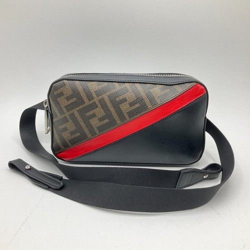 Custodia per fotocamera Fendi borsa Zucca rivestita in tela e pelle piccola nera rossa